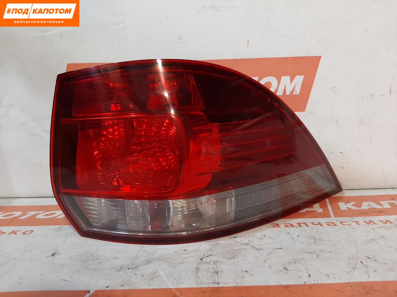 фонарь задний правый Volkswagen Golf 6 поколение 2011, 1.4 л., CAXA, бензин, АКПП, c1 / p5w, универсал, передний привод, 1K9945096G - фото №1