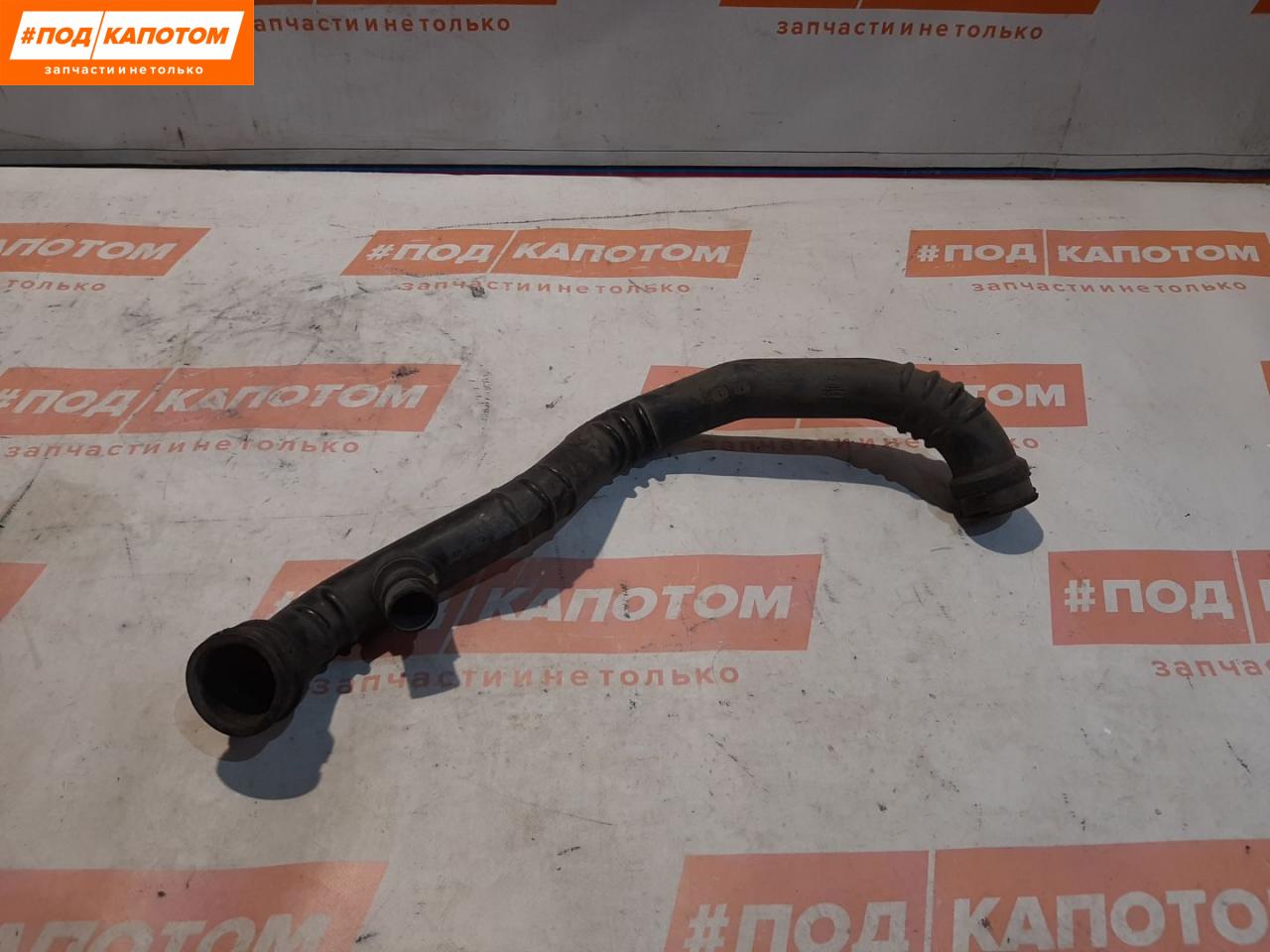 патрубок интеркулера Ford Focus 3 поколение (2011 - 2015), BV61-6K863CC - фото №1