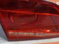 фонарь крышки багажника левый Volkswagen Passat B7 2014, 1.8 л., CDAA, бензин, АКПП, 8e / a7w, седан, передний привод, 3AE945093 - фото №2