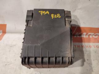 блок предохранителей Skoda Octavia 2 поколение (A5) [рестайлинг] 2012, 1.4 л., CAXA, бензин, АКПП, tmbhj61zxc2098351, универсал, передний привод, 1K0937132