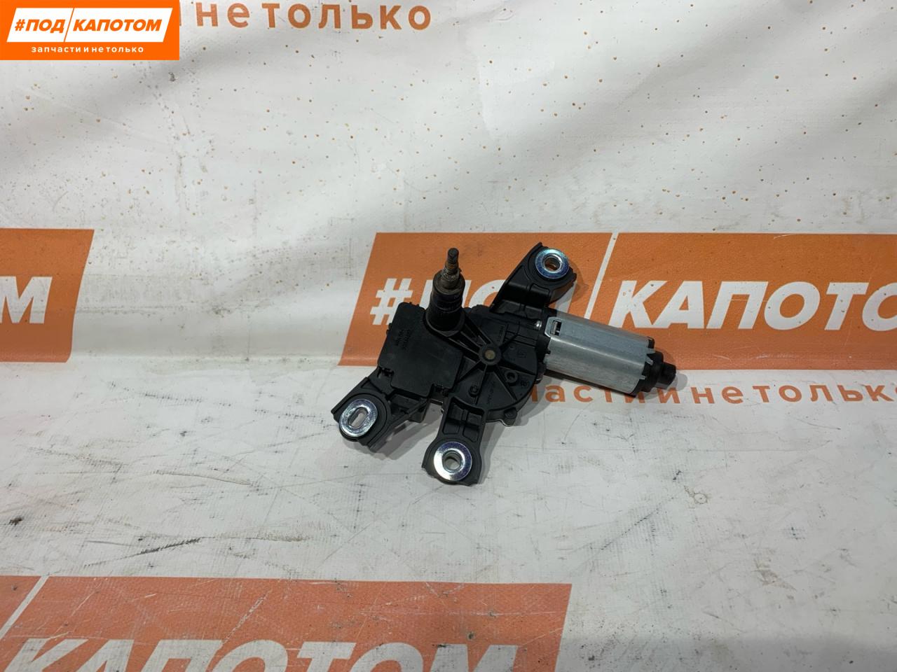 моторчик заднего стеклоочистителя (дворника) Volkswagen Tiguan 1 поколение 2011, 2.0 л., CCZC, бензин, АКПП, 8e / a7w, внедорожник 5 дв., полный привод - фото №1