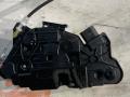 замок двери передней правой Volkswagen Tiguan 1 поколение 2011, 2.0 л., CCZC, бензин, АКПП, 8e / a7w, внедорожник 5 дв., полный привод - фото №3