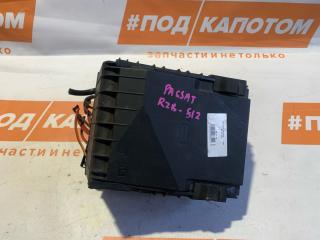 блок предохранителей Volkswagen Passat B6 2006, 2.0 л., BVY, бензин, АКПП, 8e / a7w, универсал, передний привод