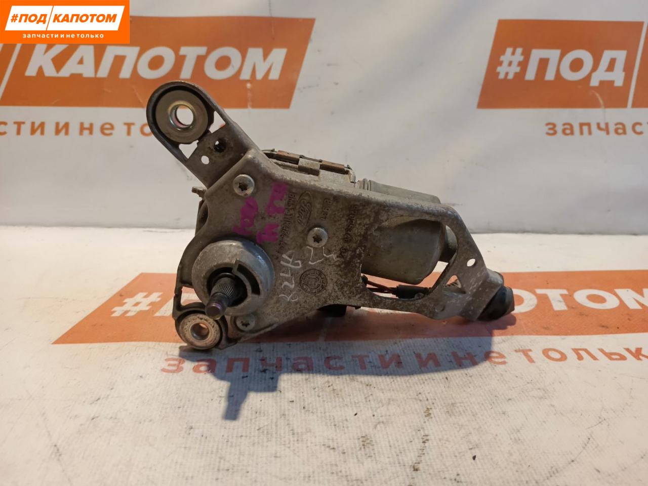 моторчик заднего стеклоочистителя (дворника) Ford Focus 3 поколение 2011, 2.0 л., MGDA, бензин, АКПП, хетчбэк 5 дв., передний привод - фото №1