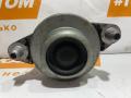 подушка крепления двигателя Mercedes-Benz C-Класс W204 2010, 1.8 л., M 271.860, бензин, АКПП, 650, универсал, передний привод, A2042400117 - фото №3