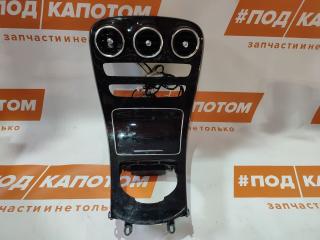 консоль салона Mercedes-Benz C-Класс W205/S205/C205 2016, 2.0 л., M 274.920, бензин, АКПП, 792, седан, задний привод, A2056801005