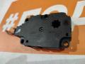 моторчик заслонки печки Mercedes-Benz C-Класс W205/S205/C205 2016, 2.0 л., M 274.920, бензин, АКПП, 792, седан, задний привод, T100212880, A0999067402 - фото №2