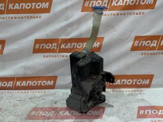 бачок омывателя Volkswagen Tiguan 1 поколение 2011, 2.0 л., CCZC, бензин, АКПП, 8e / a7w, внедорожник 5 дв., полный привод