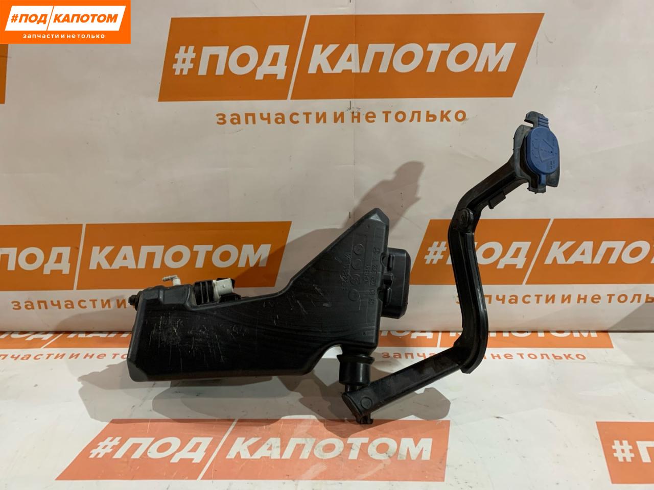 бачок омывателя Mercedes-Benz C-Класс W205/S205/C205 2016, 2.0 л., M 274.920, бензин, АКПП, 792, седан, задний привод - фото №1