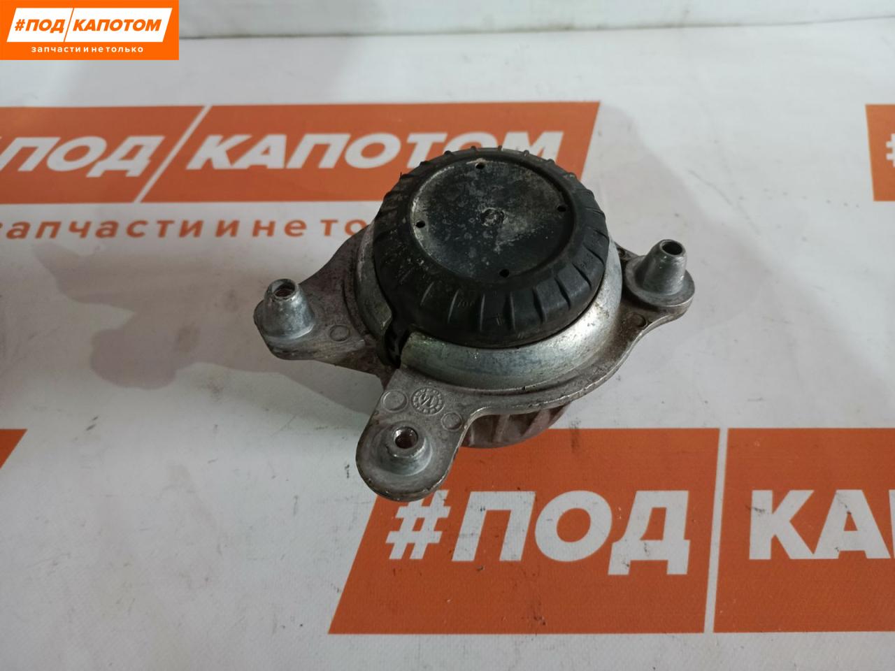 подушка крепления двигателя Mercedes-Benz C-Класс W205/S205/C205 2016, 2.0 л., M 274.920, бензин, АКПП, 792, седан, задний привод, A2052400300, 2052400300 - фото №1