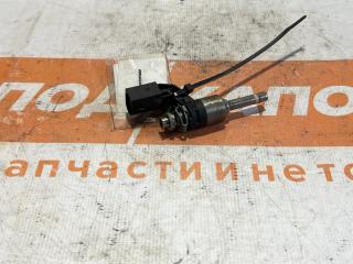 форсунка Volkswagen Passat B7 2011, 1.4 л., CAXA, бензин, АКПП, z2 / h5x, седан, передний привод, 03C906036M