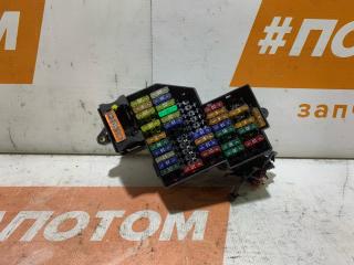 блок предохранителей Volkswagen Touareg 1 поколение 2005, 4.2 л., AXQ, бензин, АКПП, z4 / c9z, внедорожник 5 дв., полный привод