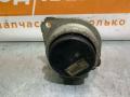 подушка крепления двигателя Audi Q7 4L 2009, 4.2 л., BAR, бензин, l8 / z9y, внедорожник 5 дв., полный привод - фото №3