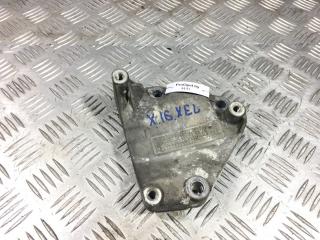 кронштейн компрессора кондиционера Opel Astra G 2000, 1.6 л., бензин, МКПП, хетчбэк 5 дв., 90529603