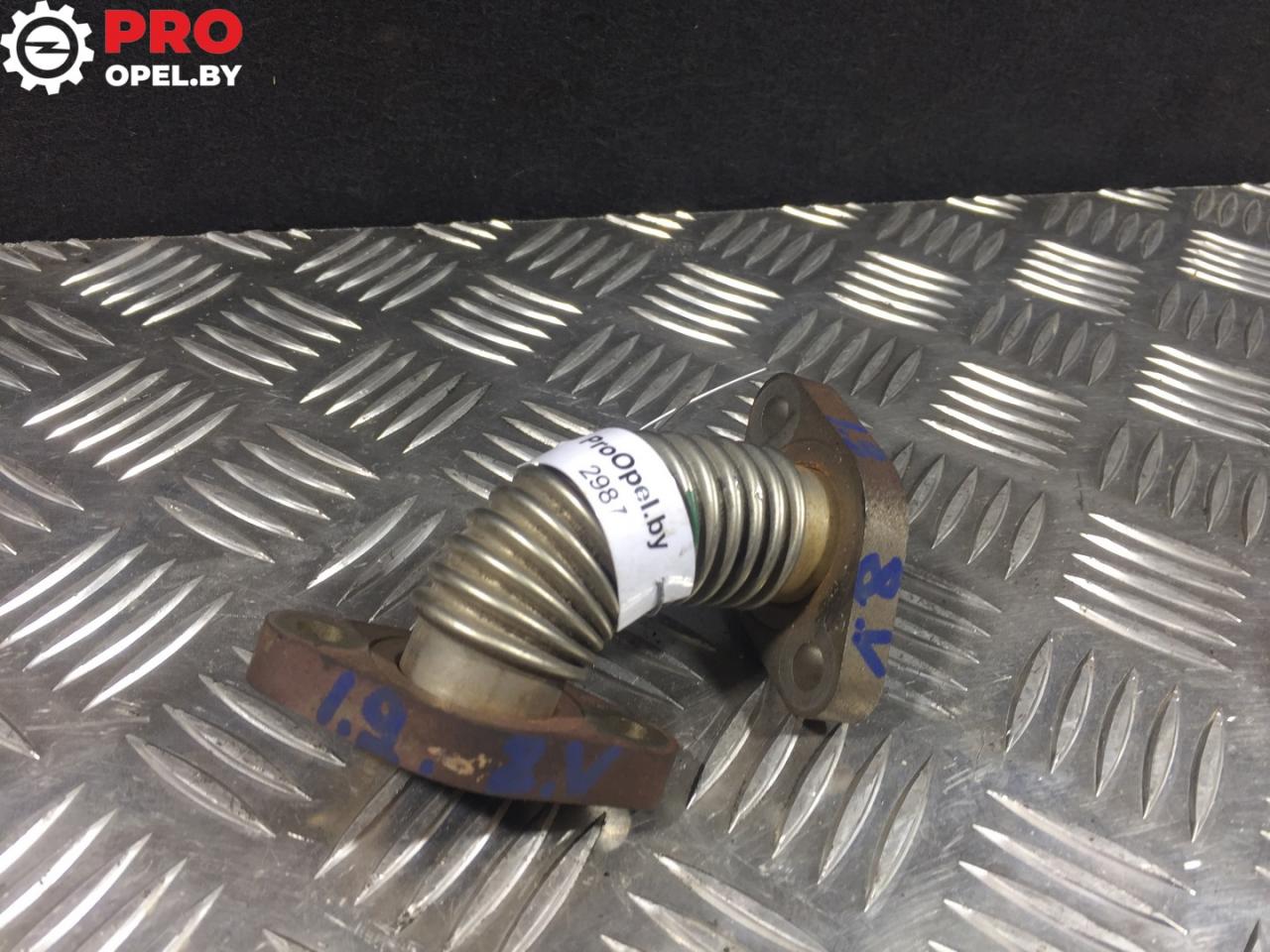 трубка системы рециркуляции EGR Opel Zafira 2 поколение (B) 2007, 1.9 л., CDTi, дизель, МКПП, минивэн - фото №1