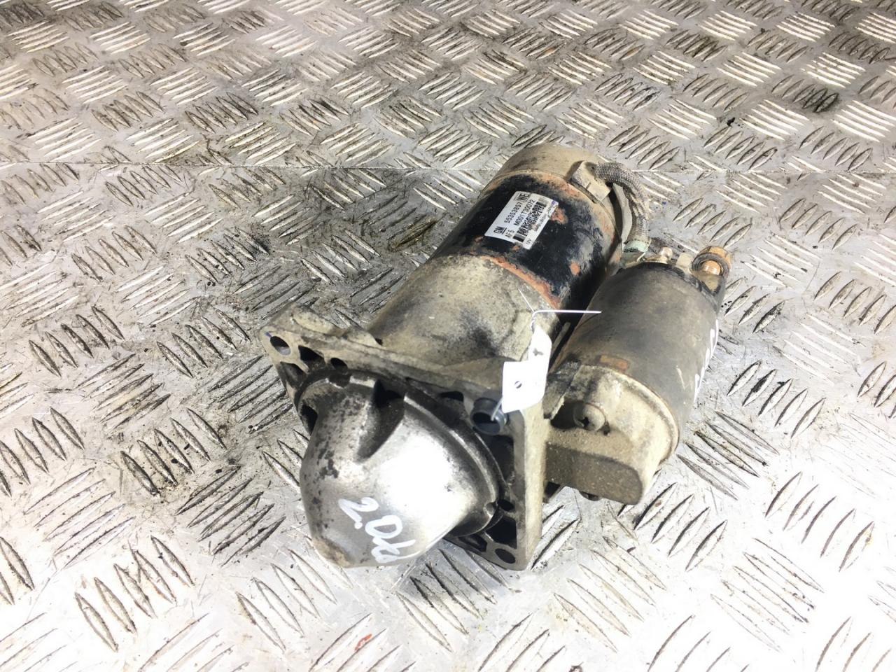 стартер Opel Insignia 1 поколение (A) 2010, 2.0 л., CDTi, дизель, МКПП, хетчбэк 5 дв., 55353857 - фото №1