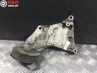 кронштейн компрессора кондиционера Opel Zafira 1 поколение (A) 2001, 2.0 л., TDi, дизель, МКПП, минивэн, 24459840