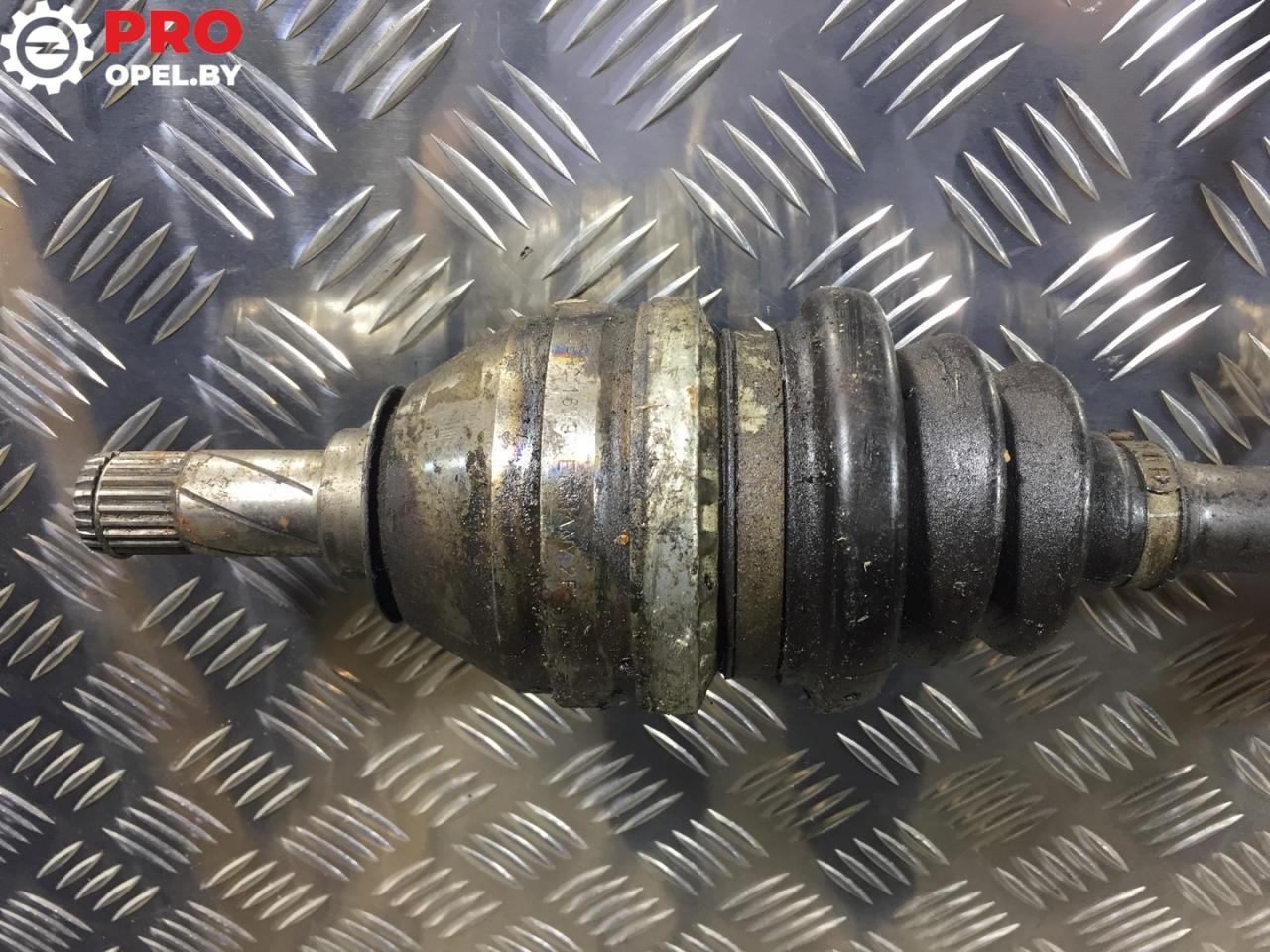 полуось передняя правая (приводной вал, ШРУС) Opel Zafira 1 поколение (A) 2002, 1.8 л., бензин, МКПП, минивэн - фото №1