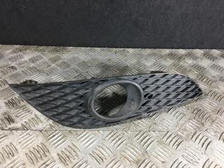 заглушка (решетка) в бампер Opel Astra H/Family [рестайлинг] 2009, 1.8 л., бензин, МКПП, седан, 13225765