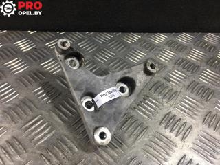 кронштейн компрессора кондиционера Opel Astra G 2002, 1.7 л., TDi, дизель, МКПП, хетчбэк 5 дв.