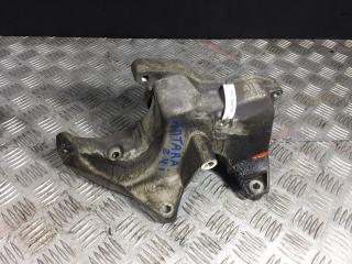 кронштейн гидроусилителя Opel Antara 1 поколение [рестайлинг] 2012, 2.2 л., CDTi, дизель, МКПП, внедорожник 5 дв., 96184912