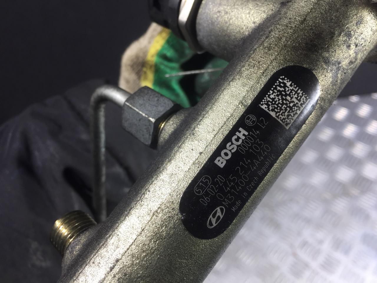 топливная рампа Kia Sorento 2 поколение 2009, 2.5 л., CDTi, дизель, АКПП, внедорожник 5 дв., 0445214103 - фото №1