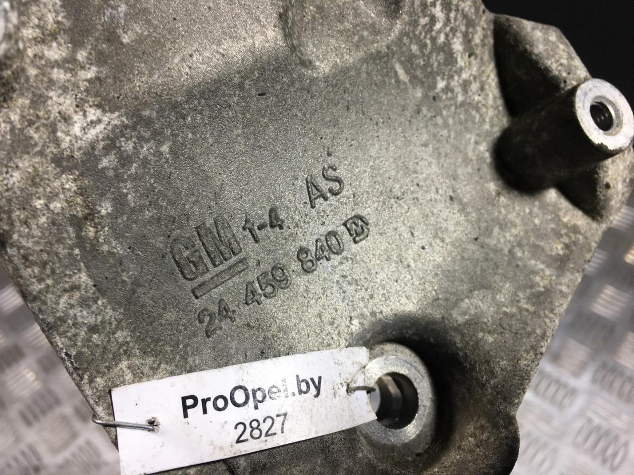 кронштейн компрессора кондиционера Opel Zafira 1 поколение (A) 2002, 2.2 л., TDi, дизель, МКПП, минивэн, 24459840 - фото №1