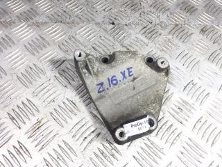 кронштейн компрессора кондиционера Opel Astra G 2001, 1.6 л., бензин, МКПП, хетчбэк 5 дв., 90529603