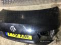 крышка багажника (дверь 3-5) Volkswagen Jetta 6 поколение 2011, 2.0 л., CFFB, дизель, 6МКПП, чёрный, седан, передний привод, правый руль, 5C6827025A - фото №2