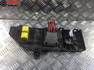 блок предохранителей Opel Vectra C 2002, 2.2 л., TDi, дизель, МКПП, универсал, 24443147