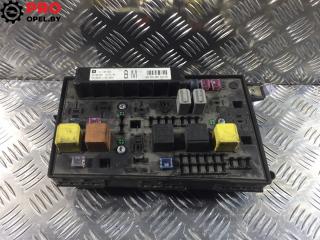 блок предохранителей Opel Astra H 2006, 1.8 л., бензин, МКПП, хетчбэк 5 дв., 13145034