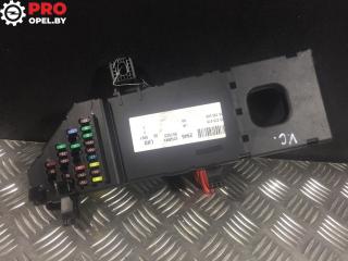 блок предохранителей Opel Vectra C 2005, 1.8 л., бензин, МКПП, хетчбэк 5 дв., 13223679