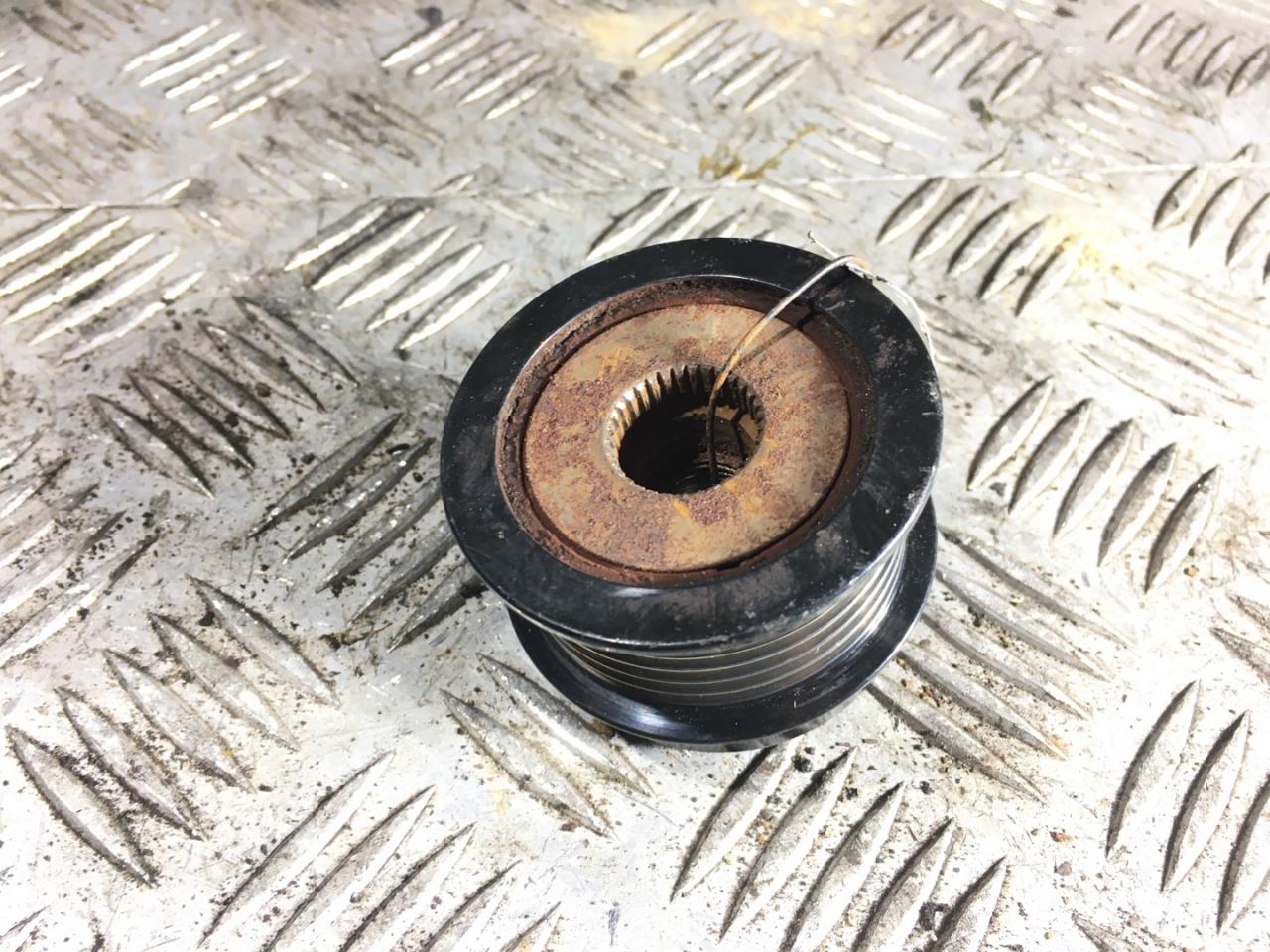 муфта обгонная генератора Opel Zafira 2 поколение (B) (2005 - 2008), 1.9 л., Z 19 DT, дизель, МКПП - фото №1