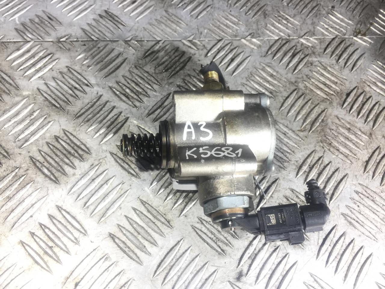 ТНВД Audi A3 8P 2004, 1.6 л., BLP, бензин, 6МКПП, синий, хетчбэк 3 дв., передний привод, правый руль - фото №1