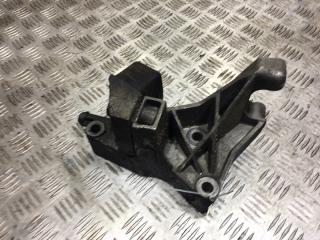 кронштейн КПП Opel Vectra B [рестайлинг] (1999 - 2002), 2.2 л., TDi, Y 22 DTR, дизель, МКПП, передний привод, 9224056