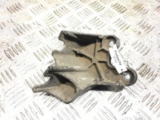 Кронштейн крепления троса КПП Opel Vectra C [рестайлинг] (2005 - 2009), 1.8 л., Z 18 XER, бензин, МКПП, универсал, 55354120