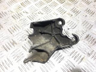 Кронштейн крепления троса КПП Opel Vectra C [рестайлинг] (2005 - 2009), 1.8 л., Z 18 XER, бензин, МКПП, универсал, 55354120