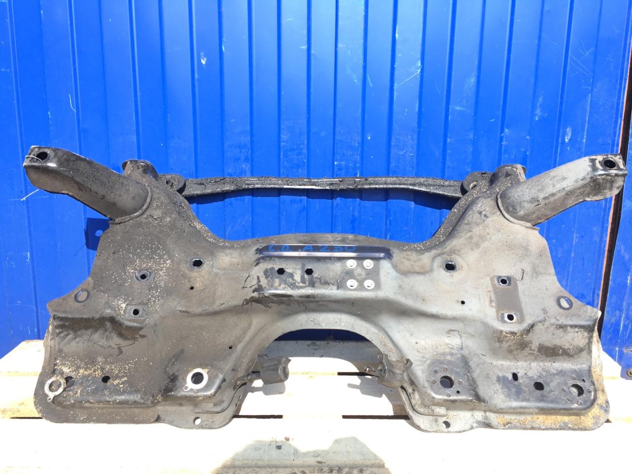 балка подвески передняя (подрамник) Opel Corsa D 2009, 1.3 л., Z 13 DTJ, дизель, МКПП, хетчбэк 3 дв., передний привод, 55703234 - фото №1