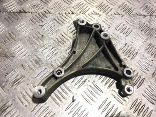 кронштейн генератора Opel Astra J 2011, 1.3 л., A 13 DTE, дизель, 5МКПП, graphitschwarz / gar, хетчбэк 5 дв., передний привод, правый руль, 55568857