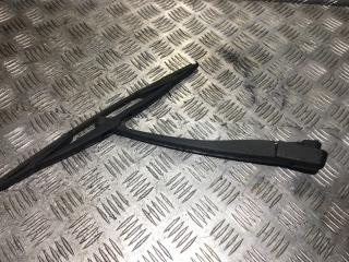 щеткодержатель задний Opel Zafira Family [рестайлинг] 2013, 1.7 л., A 17 DTJ, дизель, 6МКПП, argonsilber / 176, минивэн, передний привод, правый руль, 13145552