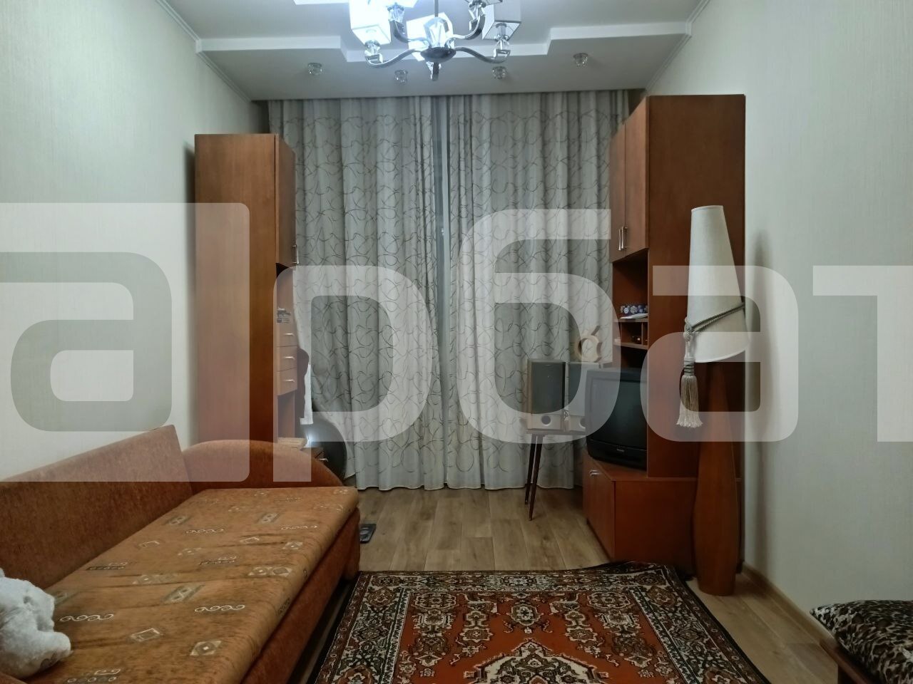 1-к. квартира, 38 м², 1/2 эт.