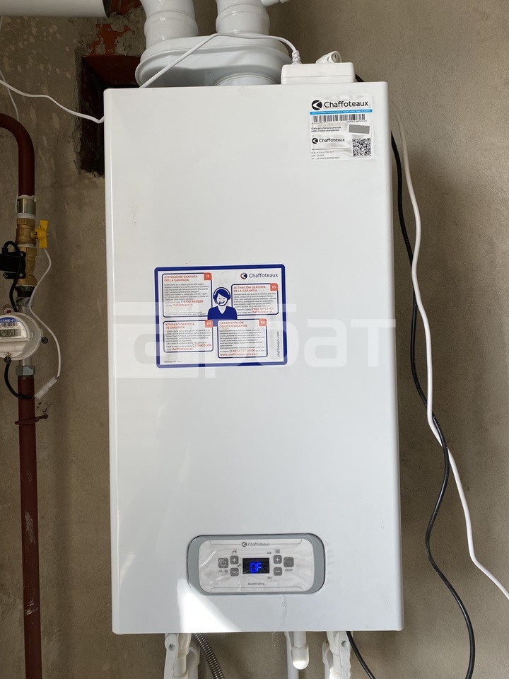 Продается 3к с АОГВ