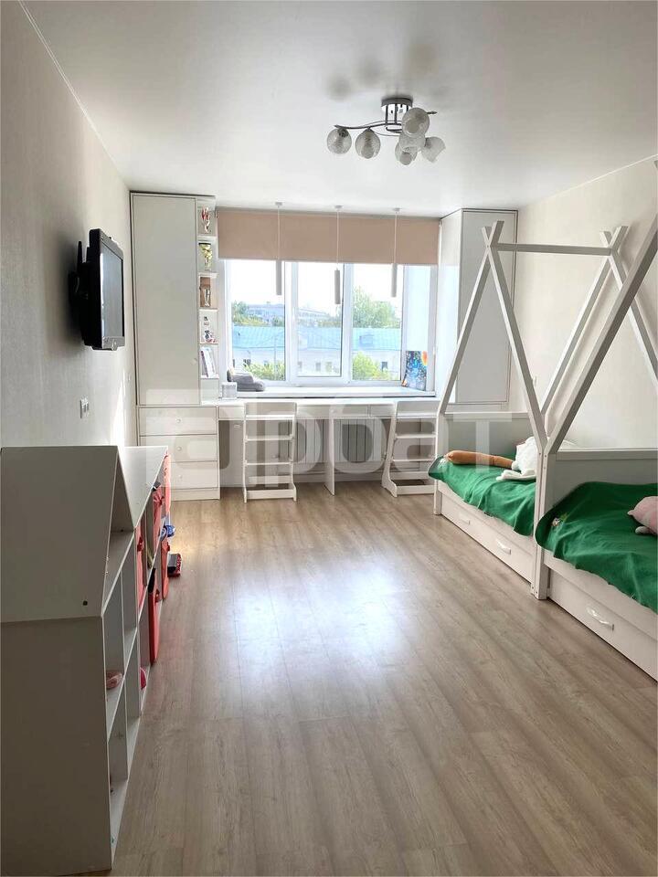 2-к. квартира, 58 м², 3/9 эт.