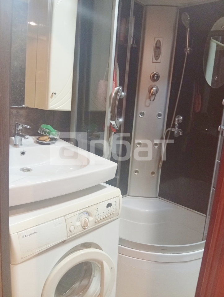 3-к. квартира, 56 м², 2/5 эт.