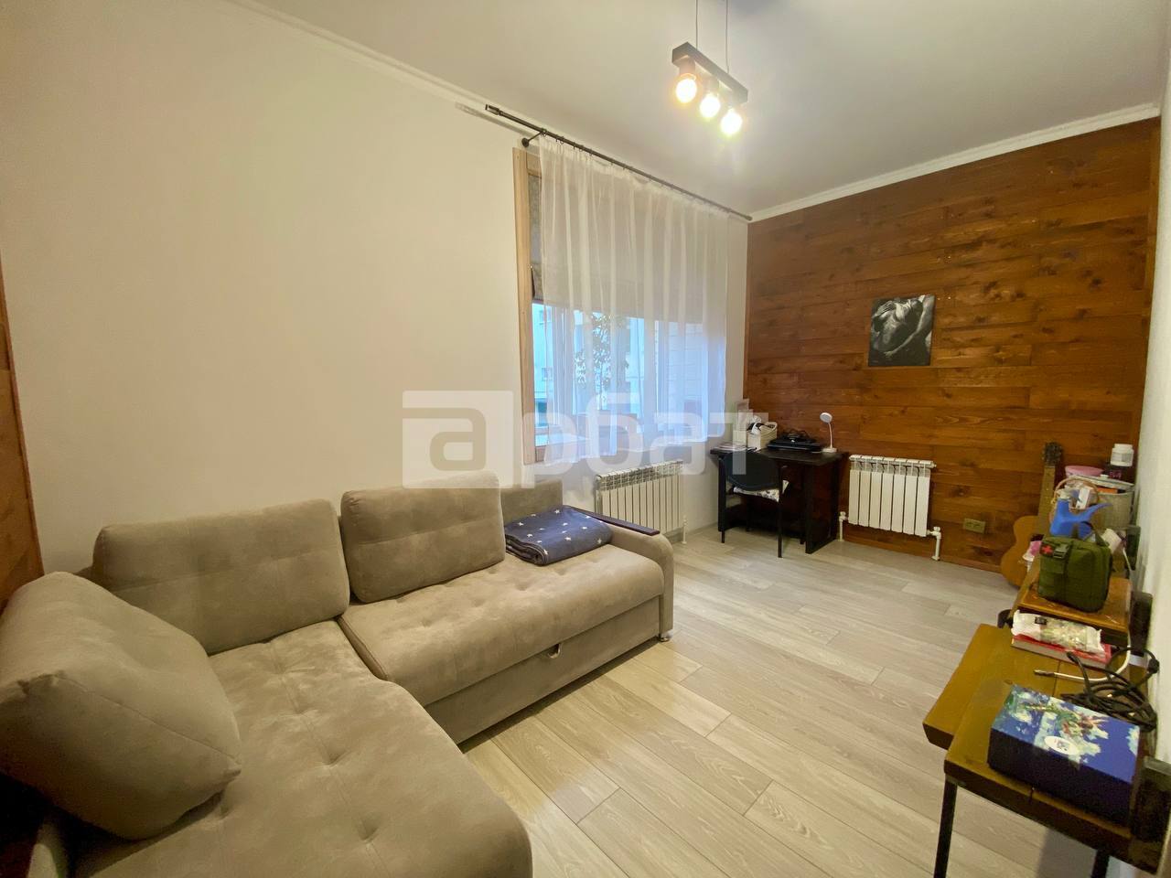 2-к. квартира, 60 м², 1/5 эт.