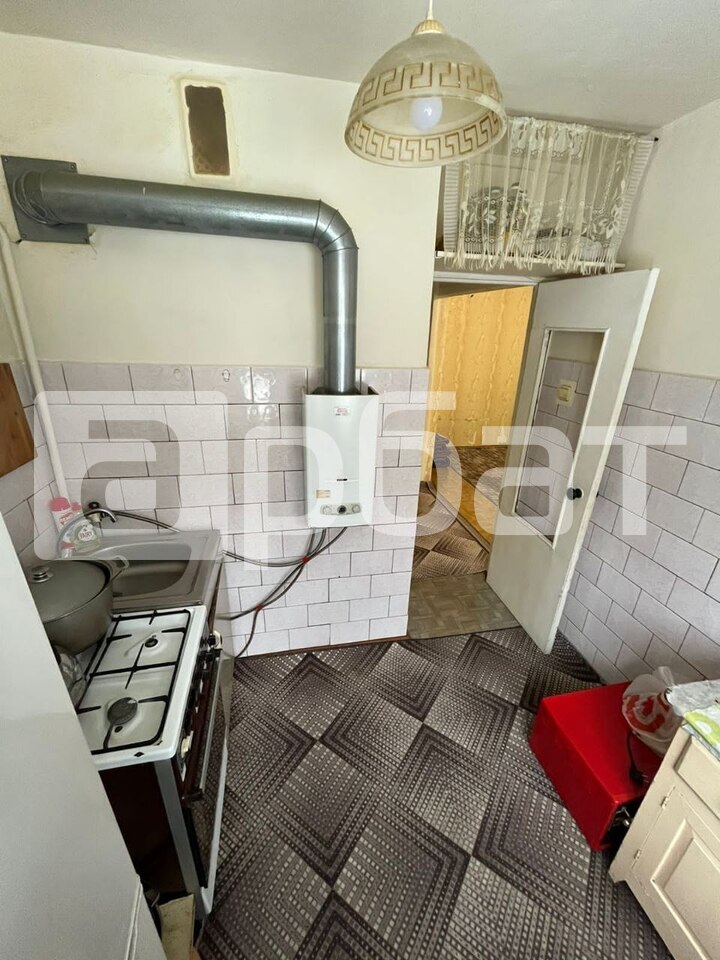 2-к. квартира, 44 м², 1/5 эт.
