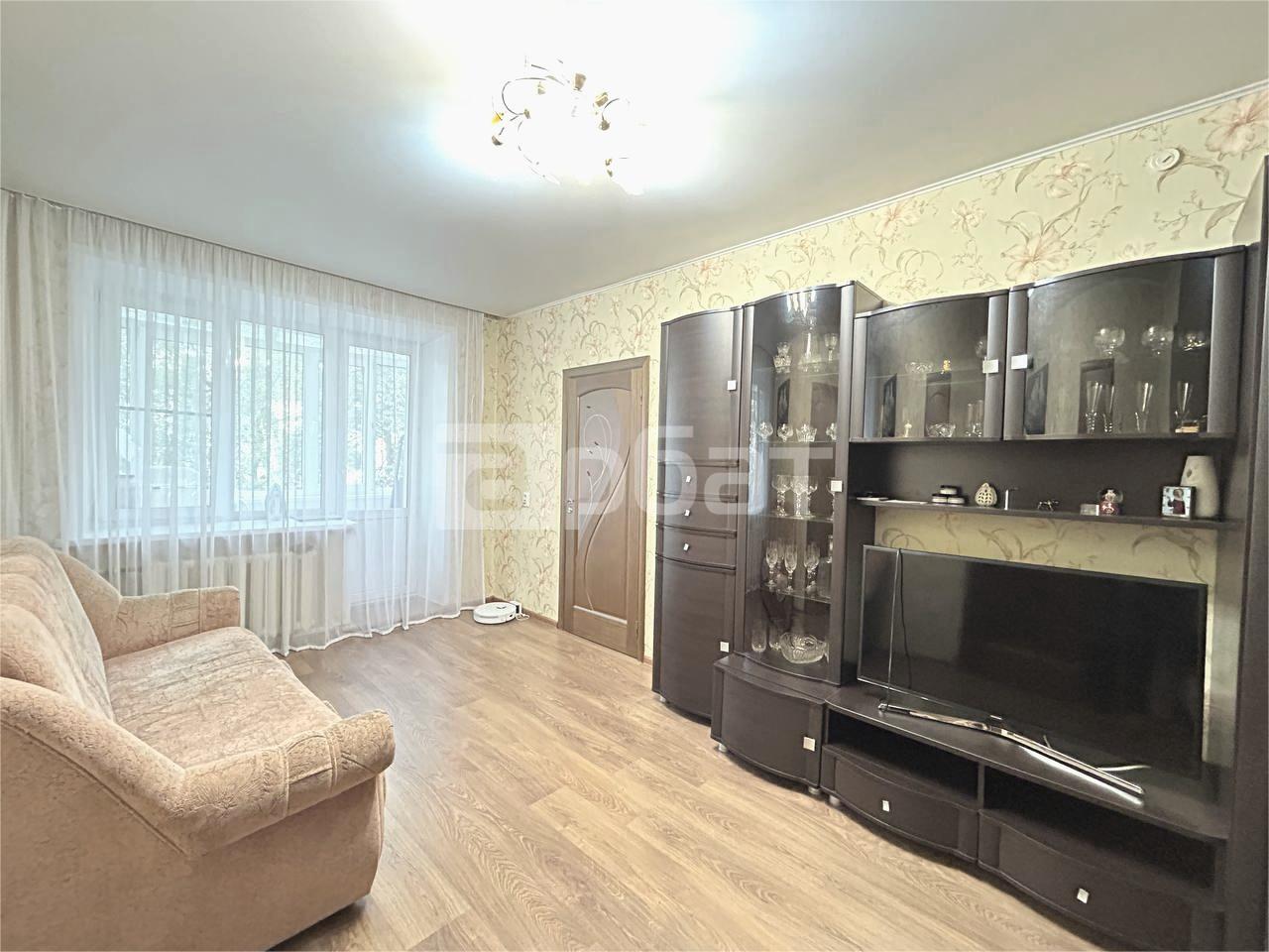 2-к. квартира, 42 м², 3/4 эт.
