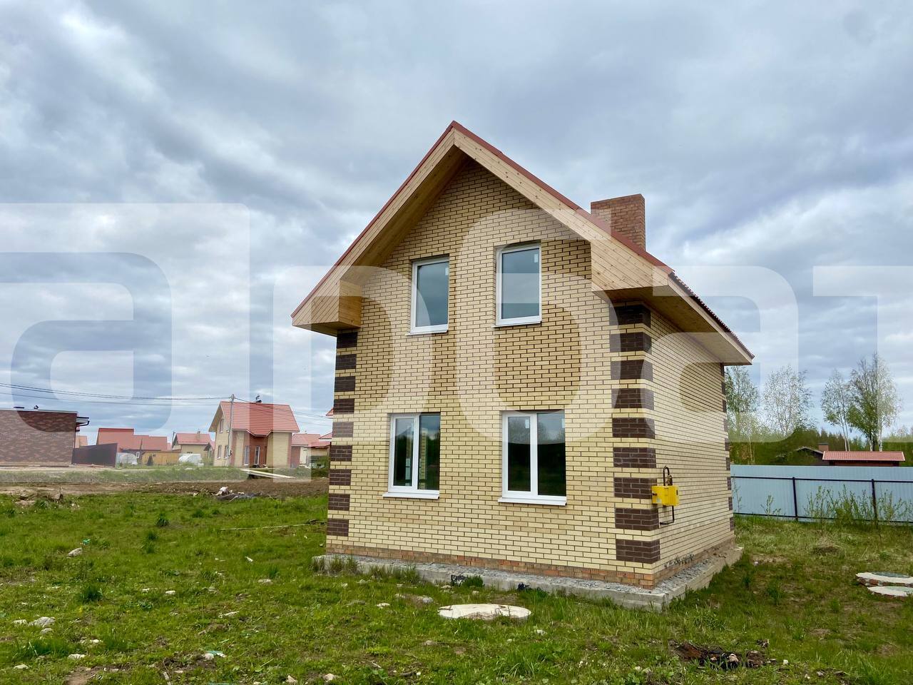 Дом 60 м2 на участке 6 сот.