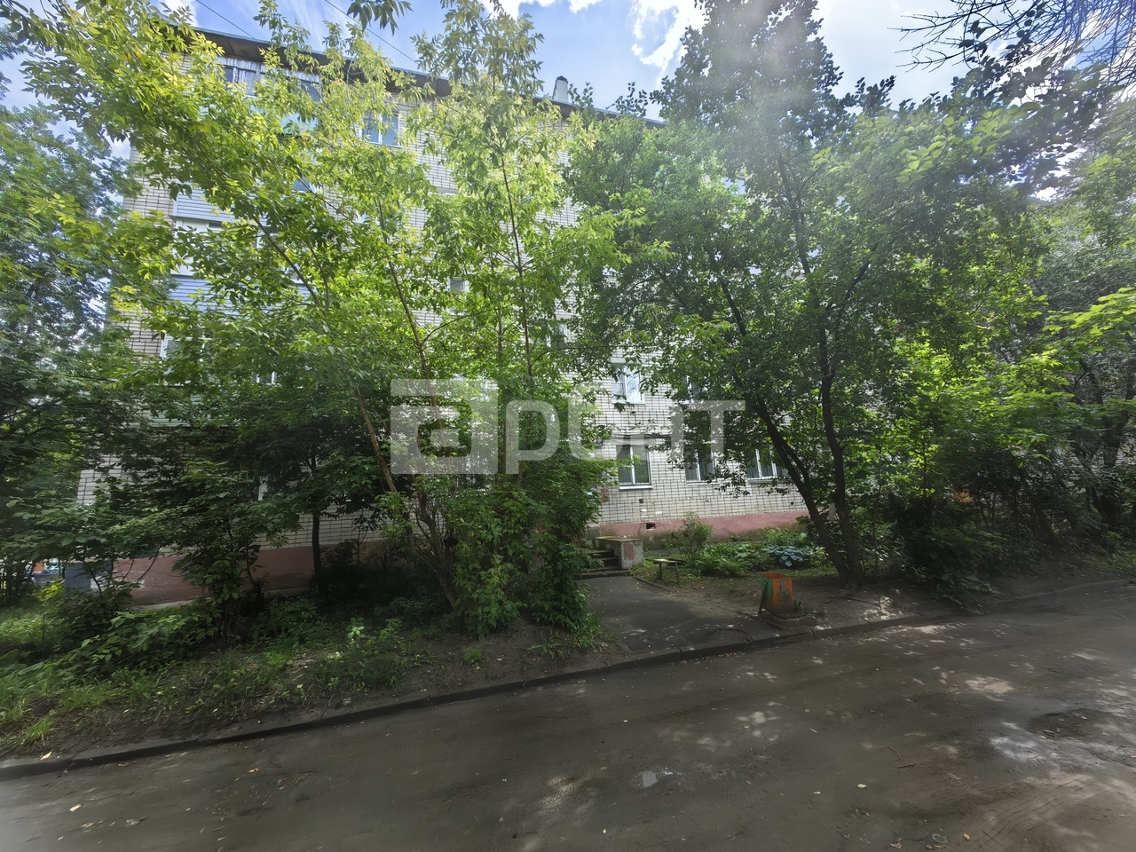 3 Комн  квартира, 1/5эт 