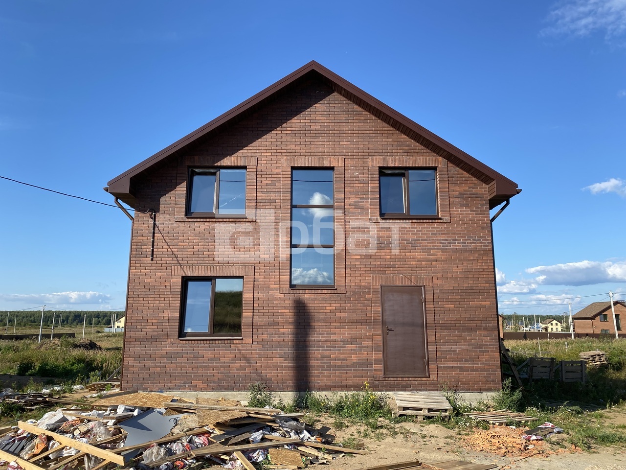 Продается 2эт дом.